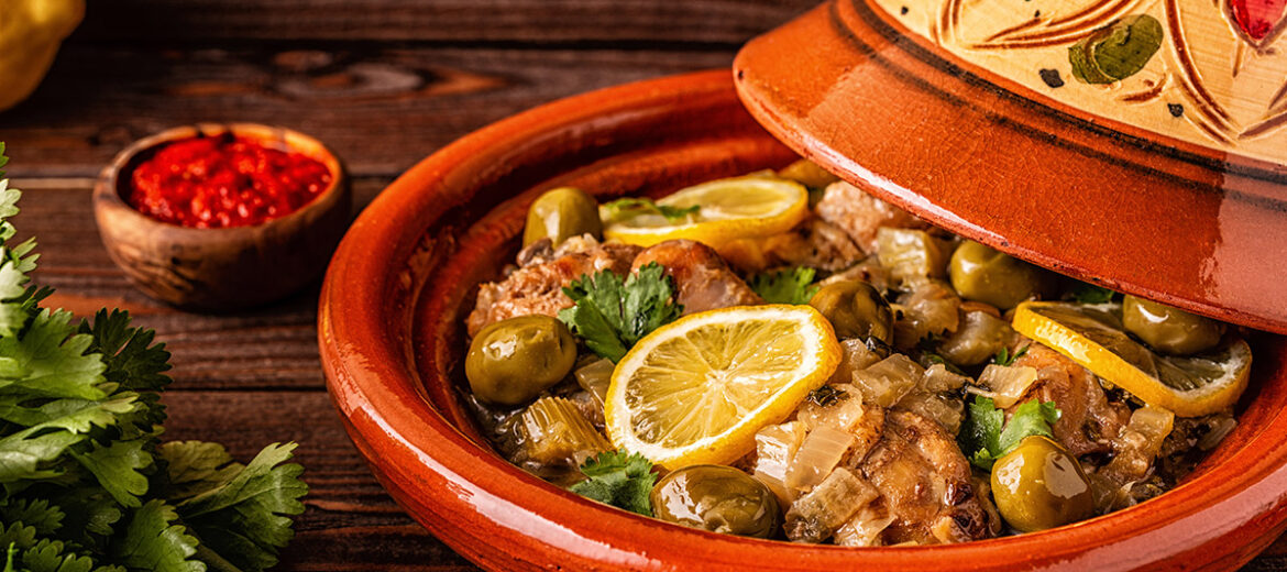 pur-safran-marocain-recette-sante-tajine-de-poulet-au-safran-et-legumes-plat-traditionnel-maroc